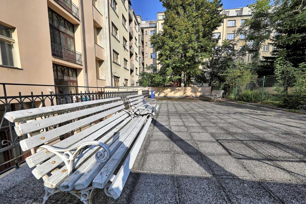 Jiriho Z Podebrad Apartments براغ المظهر الخارجي الصورة