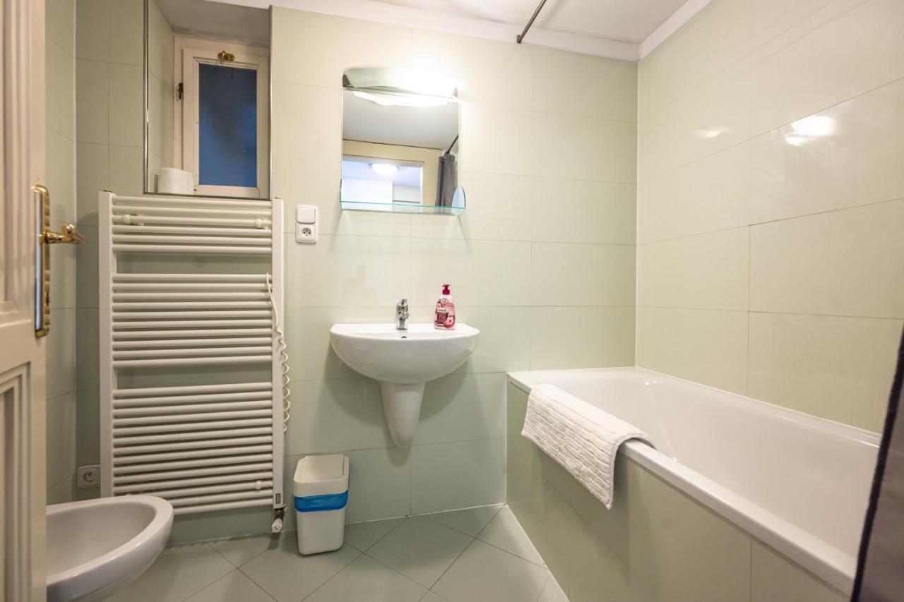 Jiriho Z Podebrad Apartments براغ المظهر الخارجي الصورة