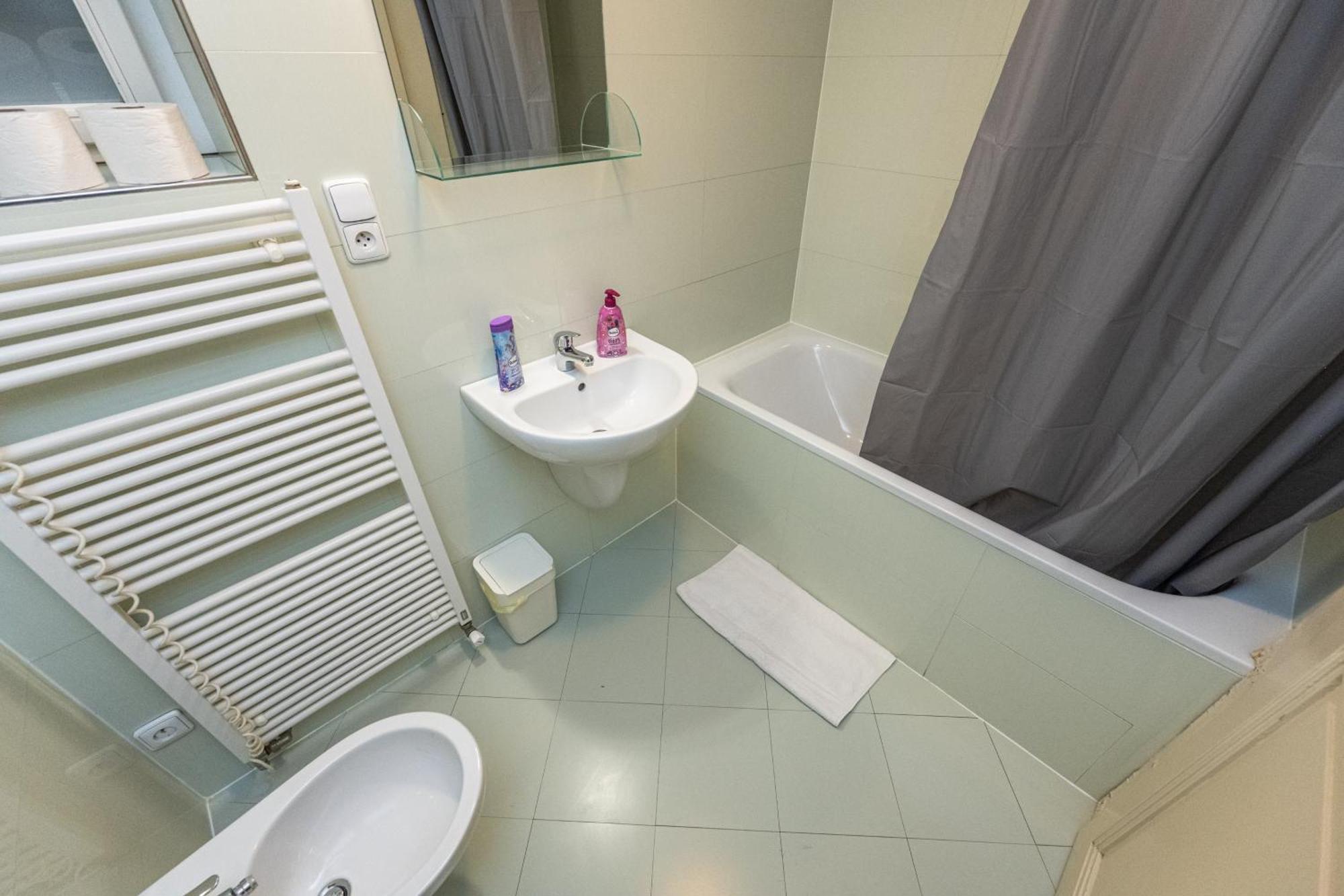 Jiriho Z Podebrad Apartments براغ المظهر الخارجي الصورة