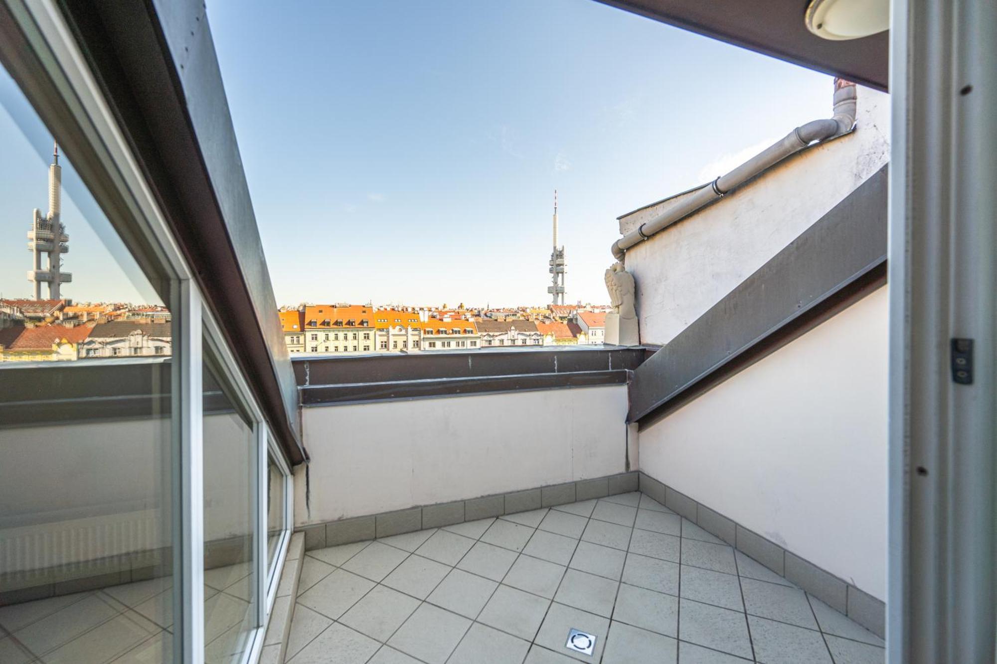 Jiriho Z Podebrad Apartments براغ المظهر الخارجي الصورة